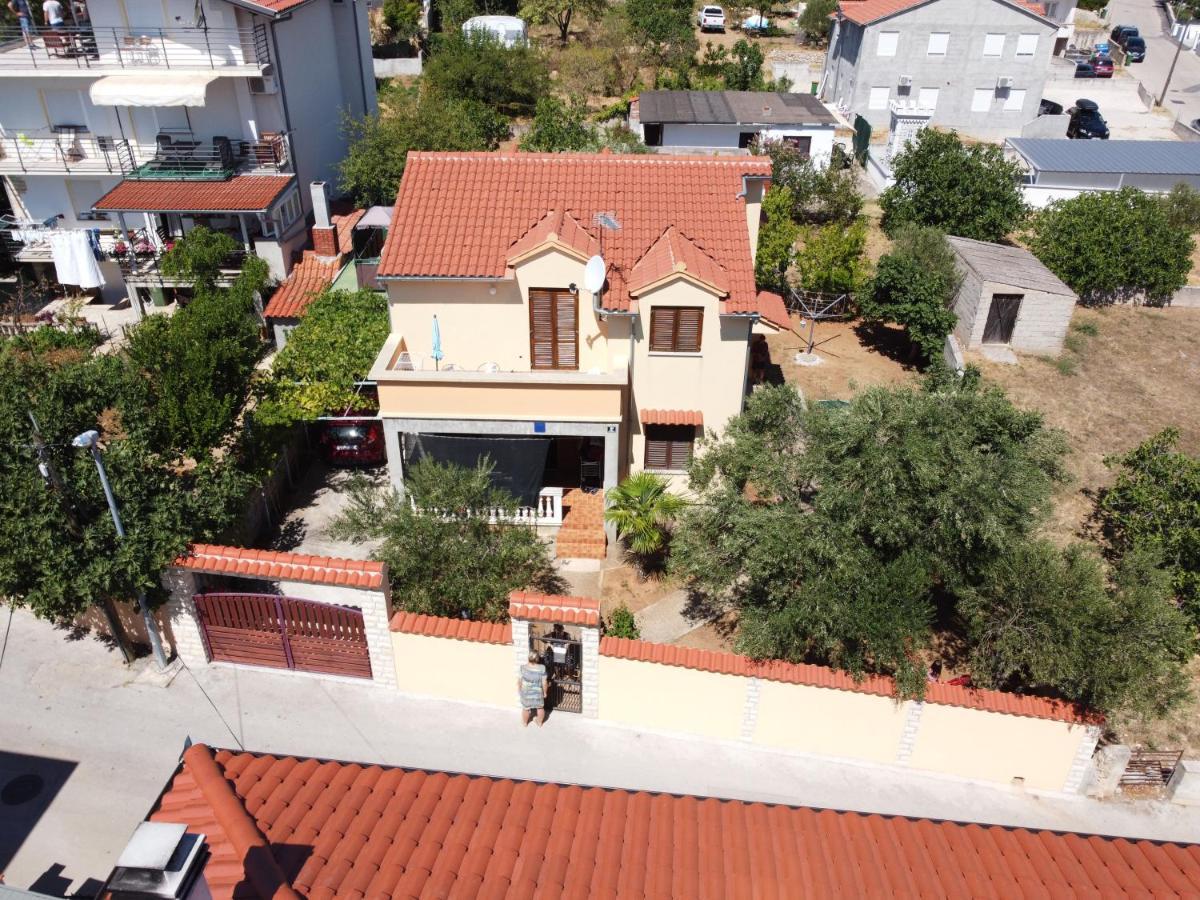 Studio Apartments Izabela Vodice Exterior photo
