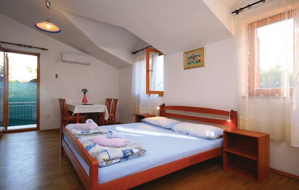 Studio Apartments Izabela Vodice Exterior photo